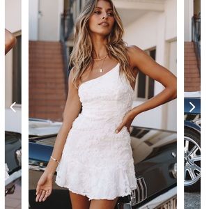 Selfie Leslie Lilah One Shoulder Embellished Dress Size M & XL brand new w tags!